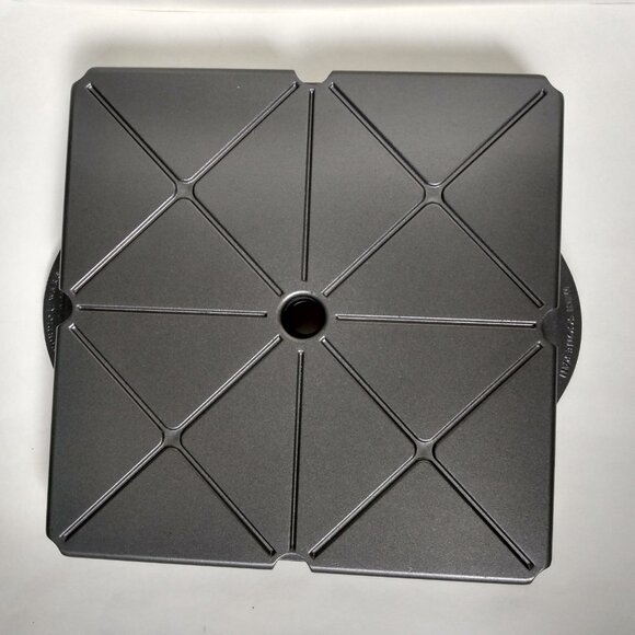 Nordic Ware Mini Scone Cornbread Pan Nonstick Cast Aluminum 9.5" Square USA NWOT - Picture 3 of 7